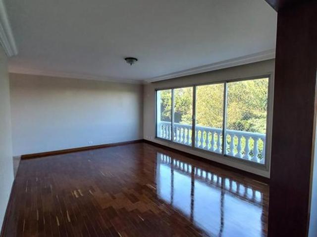 Apartamento 4 Dormitórios 1 suíte, 2 vagas, Mayflower, Jd Esplanada.Sjc