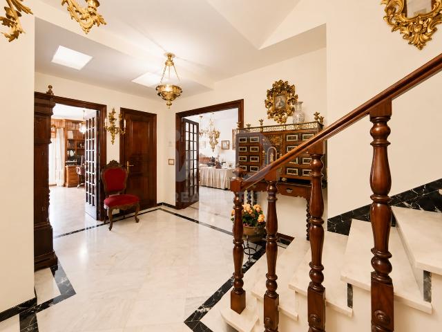 Apartamento 4 dormitorios 245 m2 300m² Córdoba