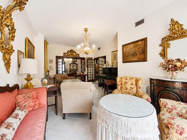 Apartamento 4 dormitorios 245 m2 300m² Córdoba