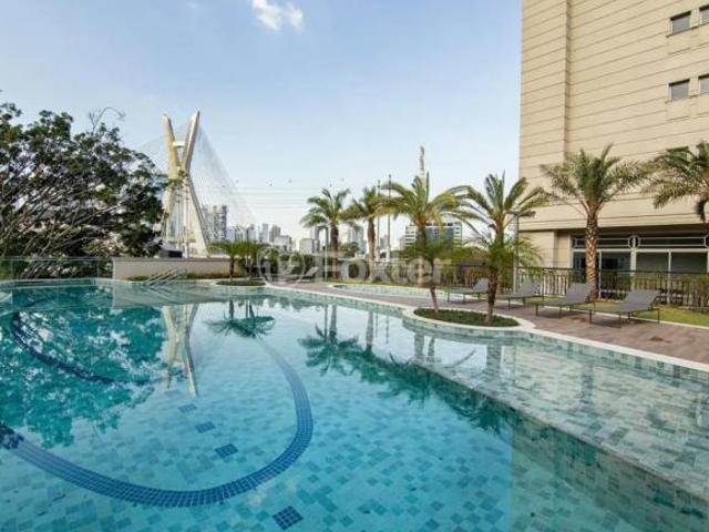 Apartamento, 4 dormitórios, 252.38 m², em Real Parque
