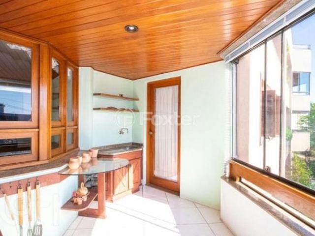 Apartamento, 4 dormitórios, 263.7 m², em Cristal