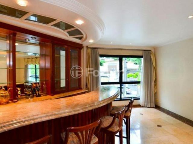 Apartamento, 4 dormitórios, 200 m², em Vila Monumento