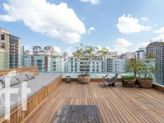 Apartamento, 4 dormitórios, 300 m², em Vila Nova Conceição