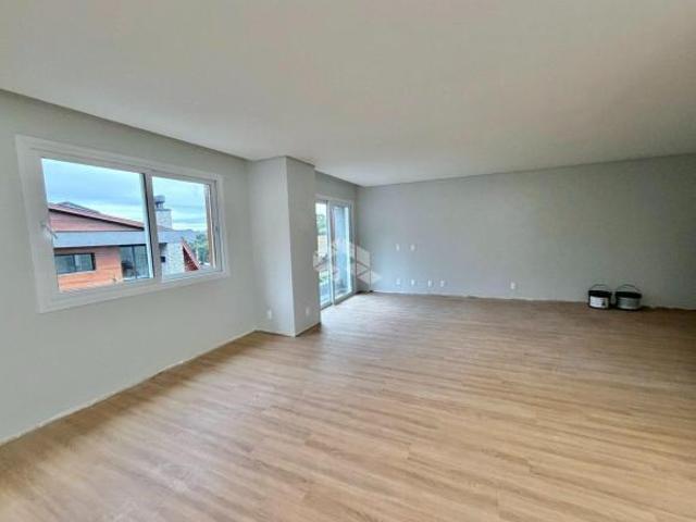 Apartamento 4 dormitórios/suítes, 236,55m², 2 vagas, no Centro de Gramado