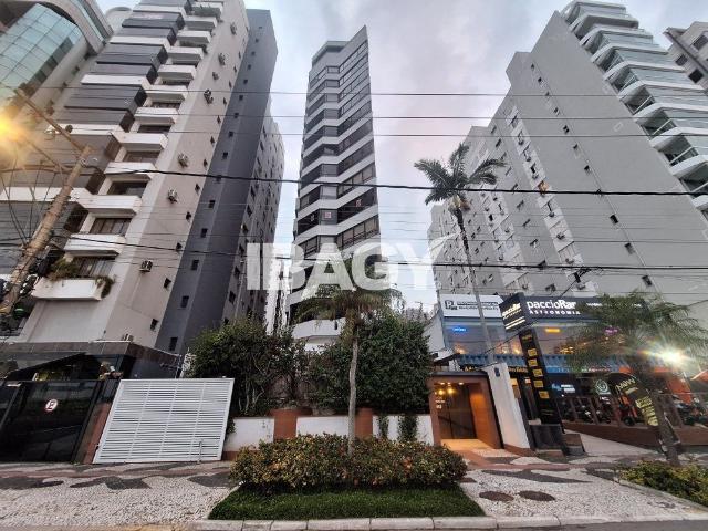 Apartamento 4 Quartos Centro 220m²