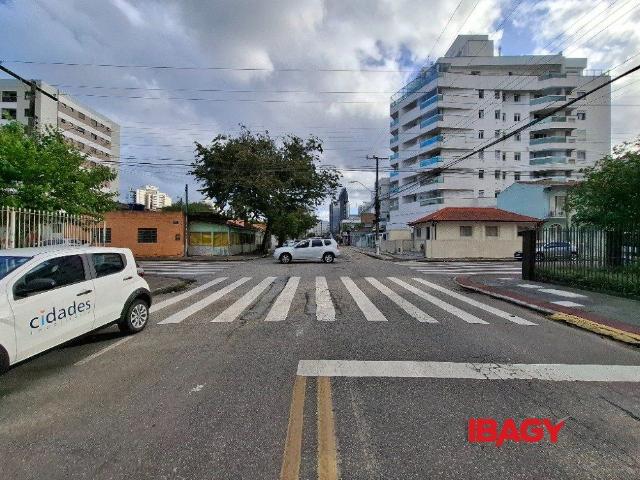 Apartamento 4 Quartos Balneário 116m²