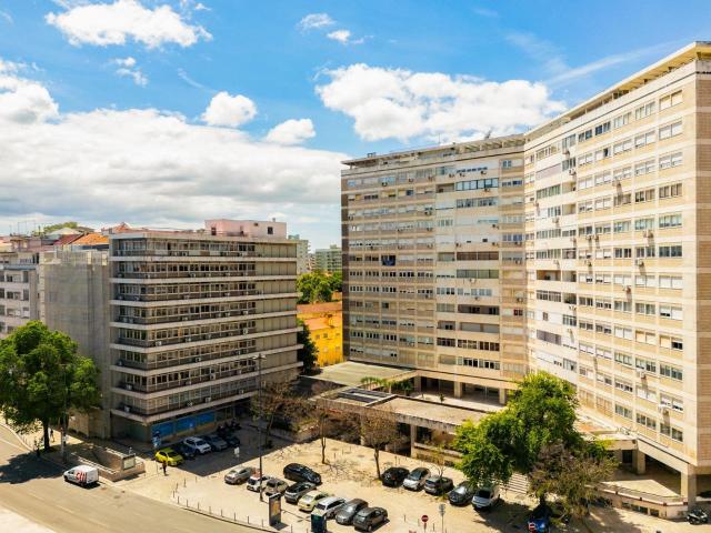 Apartamento, 4 quartos, Lisboa, Alvalade 197m² Alvalade