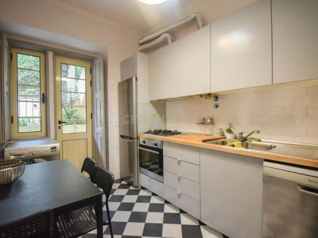 Apartamento 4 quartos Mobilado e Equipado, Oportunidade para Arrendamento Universitário