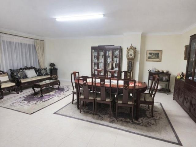 Apartamento, 4 quartos, Sintra, Massamá e Monte Ab