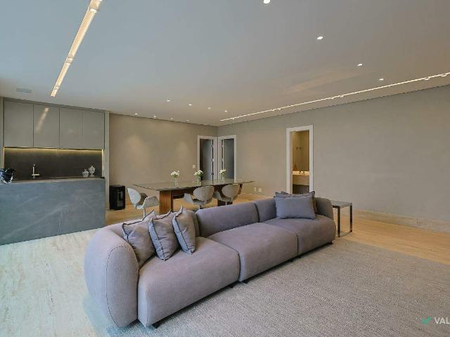 Apartamento 4 quartos Vila da Serra