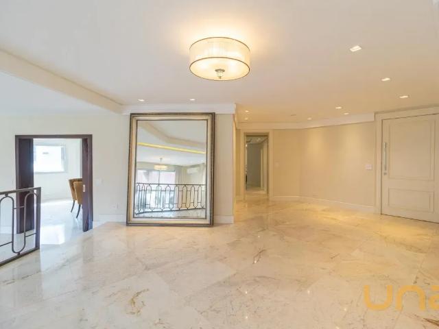 Apartamento 5 Quartos Água Verde 441m²