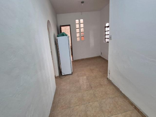 APARTAMENTO 62m² R$ 1.300,00
