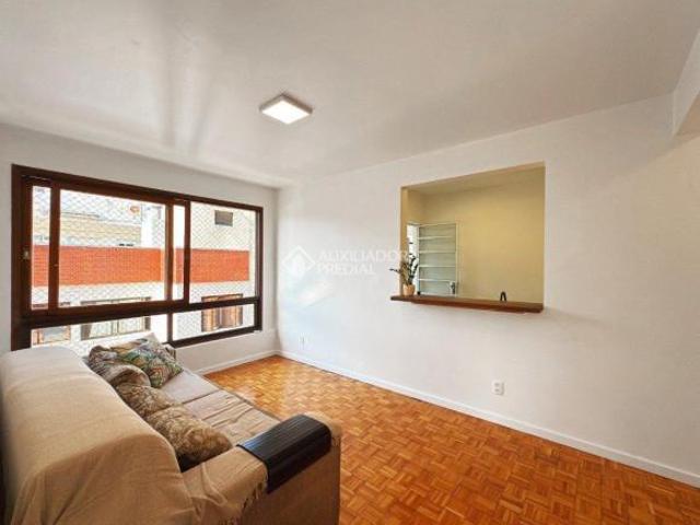 Apartamento 75m² todo reformado com dois dormitórios no Higienópolis!