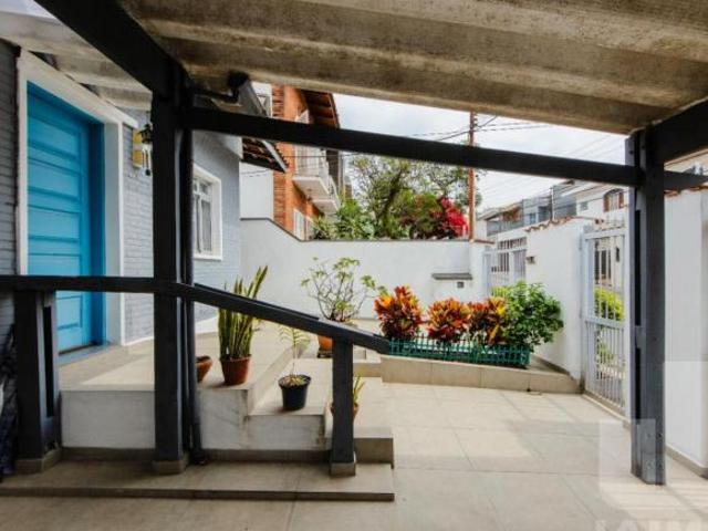 Apartamento 03 dormitórios, 02 vagas em Vila Madalena