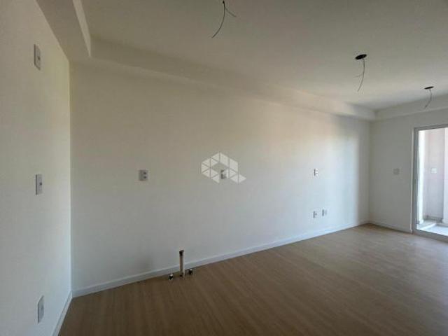 Apartamento 01 dormitório com terraço bairro Goiás