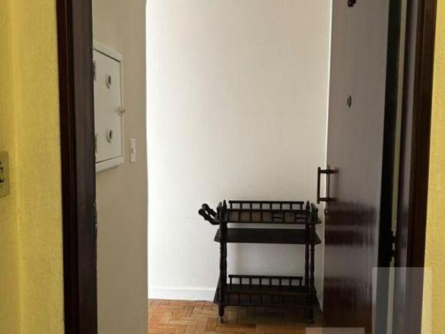 Apartamento 01 dormitório com home office ou closet e varanda panorâmica