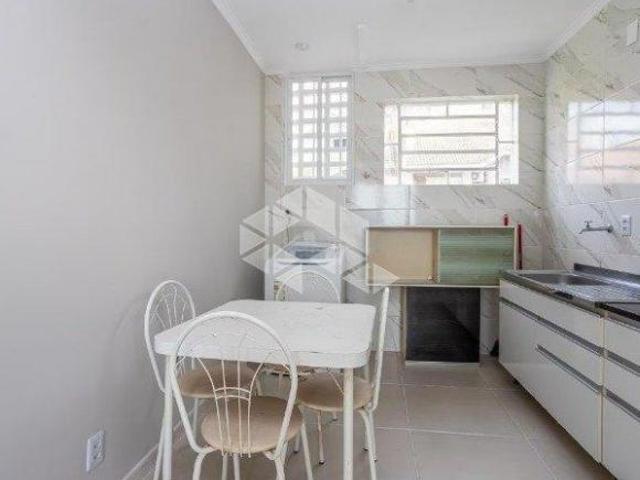 Apartamento 01 dormitório reformado no bairro Santa Tereza