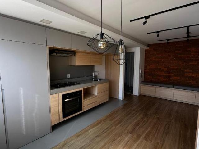 Apartamento 02 dormitórios, 01 vaga coberta, bairro Fátima canoas
