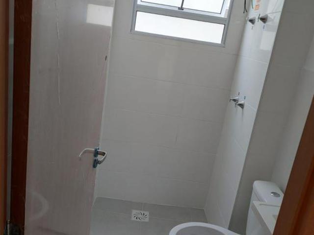 Apartamento 02 dormitórios com estacionamento rotativo no Bairro Restinga