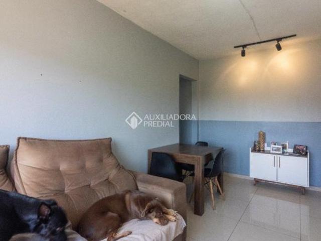 Apartamento 02 dormitórios com vaga de garagem