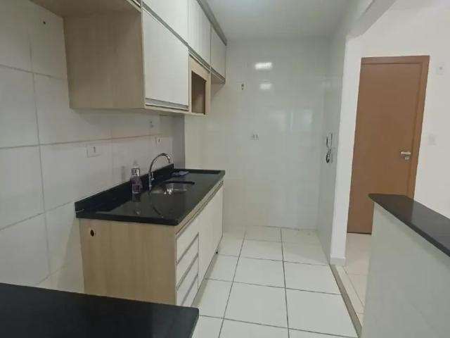Apartamento 02 dormitorios, mobiliado no Centro de Mongagua