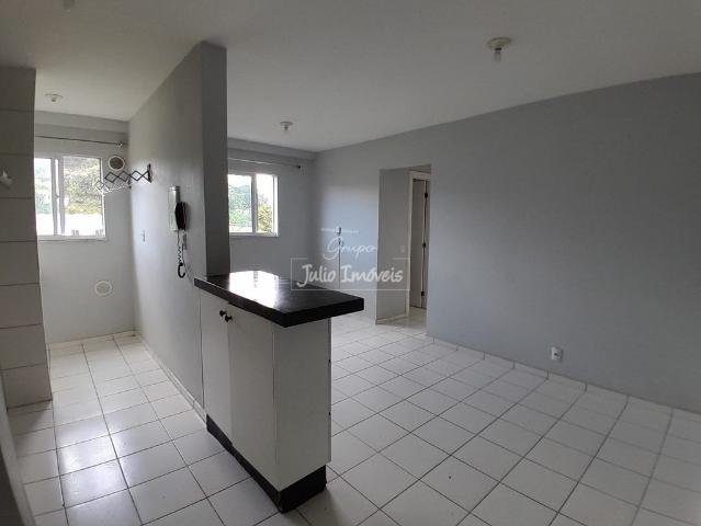 Apartamento 02 dormitórios na Limeira