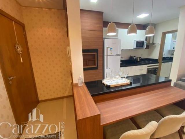 Apartamento 02 dormitórios no centro de Tramandaí