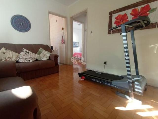 Apartamento 02 dormitórios no Menino Deus