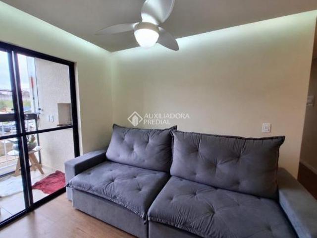 Apartamento 02 quartos 01 suíte em condomínio club