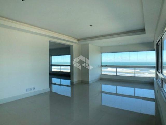 Apartamento 04 quartos sendo 02 suítes, Beira Mar, nunca habitado, no bairro Navegantes, em Capão d