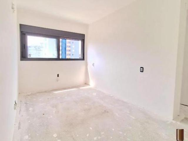 Apartamento 107,18m² a venda por R$ 1.399.900,00. 3 três dormitórios sendo 1 uma suíte Canoas/RS