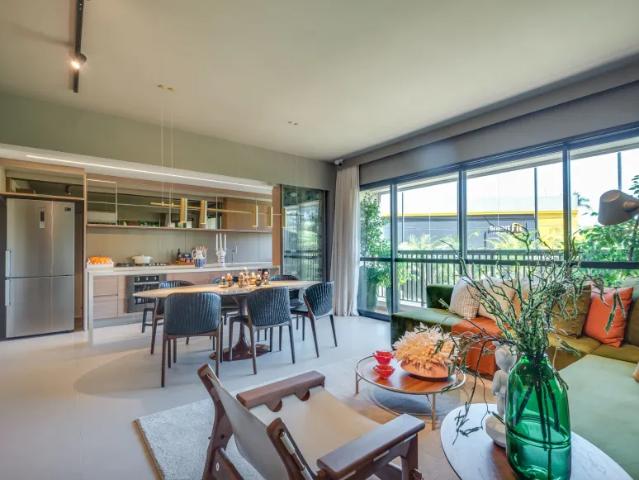 Apartamento, 112 m2, 3 suítes, ao lado da praça do avião, Setor Aeroporto, nunca habitado, facilidad