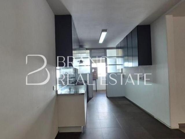 Apartamento 120m², 3 dormitórios, 1 suíte, 1 vaga no miolo do Itaim Bibi