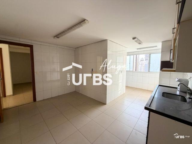 Apartamento, 131 m², 3 qts, 4 banh 2 vagas, Setor Bueno