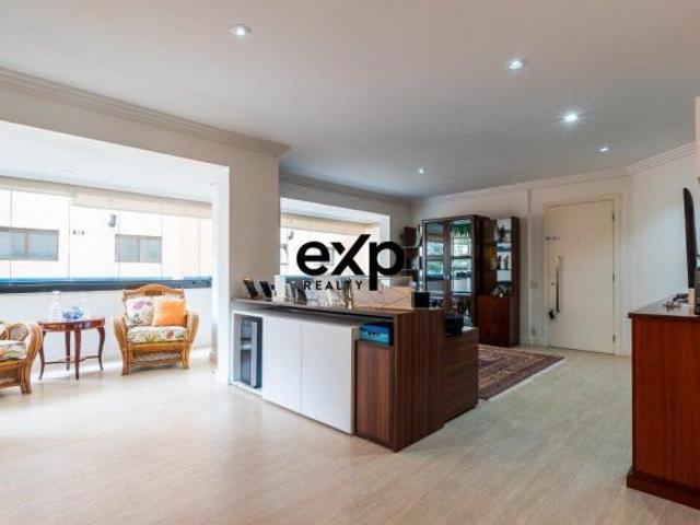 Apartamento 132m² | 3 Suítes | 3 Vagas | Ed. Porto Seguro O alto padrão mais luxuoso do Brooklin N