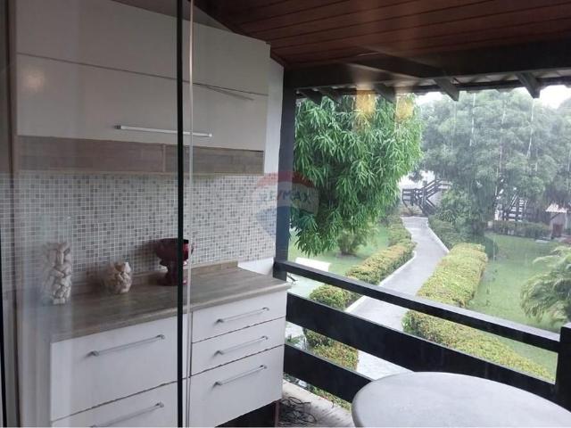 Apartamento 1/4 com suíte e vista mar em mar grande