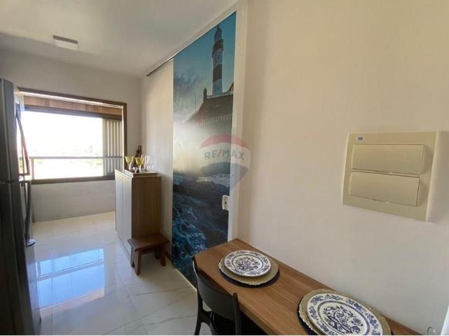 Apartamento 1/4 mobiliado com varanda e vista para o mar – Smart Costa Azul