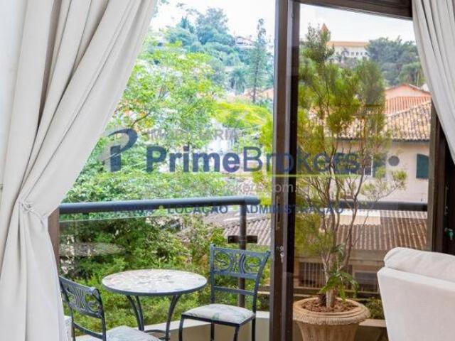 Apartamento, 157m², 2 dormitórios, 2 suítes, 2 vagas, ambientes integrados