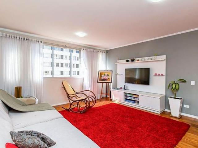 Apartamento 172m², 4 quartos, 1 suíte, 2 vaga. Bairro Batel