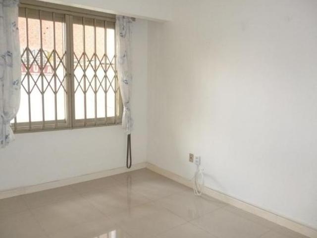 Apartamento 1 dormitório terreo frente na Lavras, living, banheiro social