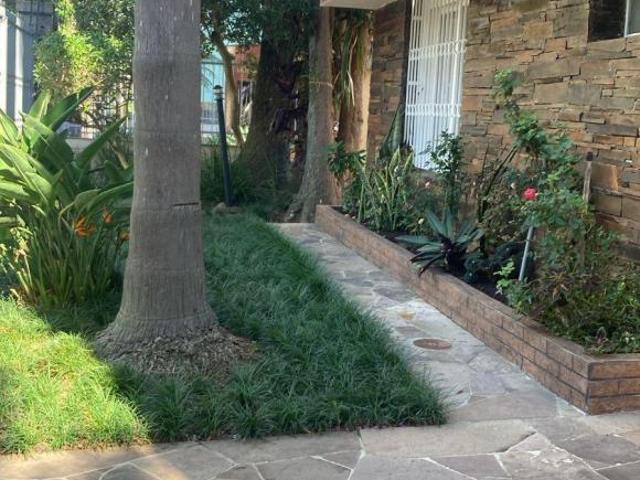 Apartamento 1 dormitórios à venda Petrópolis Porto Alegre/RS