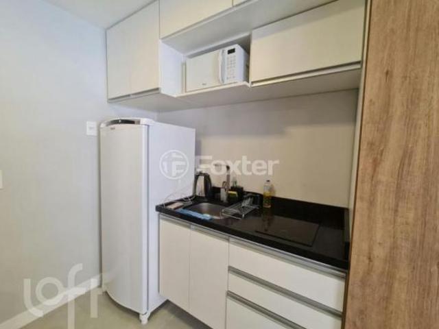 Apartamento, 1 dormitórios, 24.9 m², em Centro Histórico