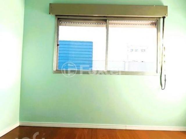 Apartamento, 1 dormitórios, 34.85 m², em Centro