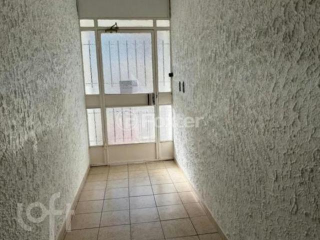 Apartamento, 1 dormitórios, 35.69 m², em Menino Deus