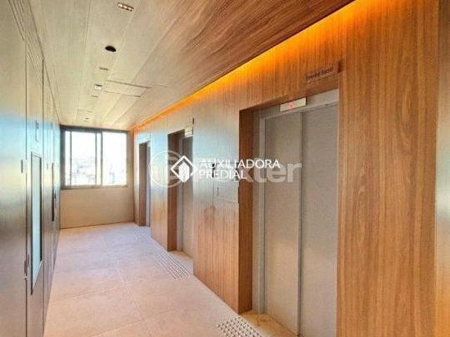 Apartamento, 1 dormitórios, 32 m², em Cidade Baixa