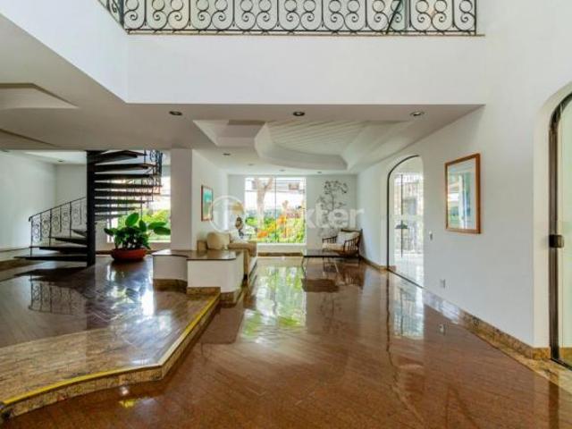 Apartamento, 1 dormitórios, 45.8 m², em Petrópolis