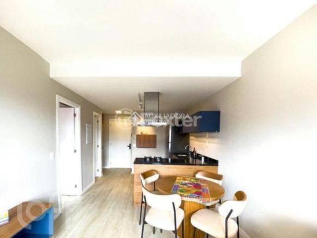 Apartamento, 1 dormitórios, 48.19 m², em Cidade Baixa