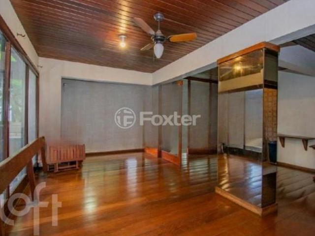 Apartamento, 1 dormitórios, 49.3 m², em Centro Histórico