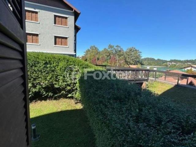 Apartamento, 1 dormitórios, 58.05 m², em Centro