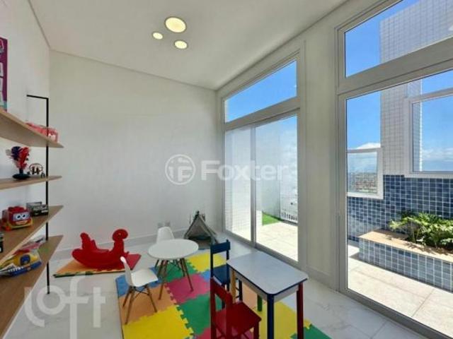 Apartamento, 1 dormitórios, 64 m², em Centro